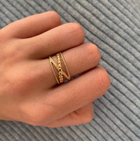TEXTURED RING