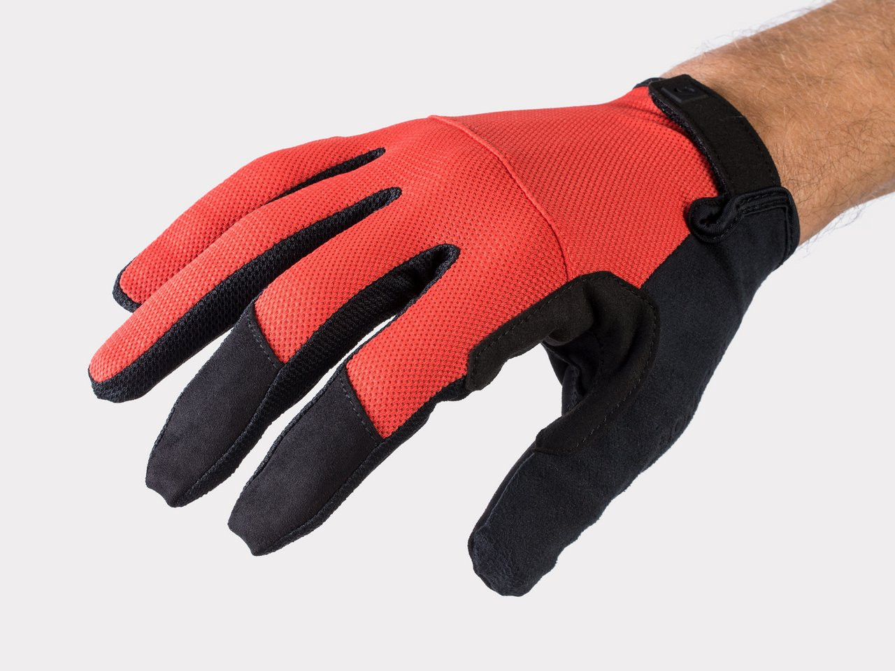 Quantum Full Finger Cycling Glove - Glove-Bontrager-Quantum-Small-Viper-Red_Variant-1_The-BikeShop_2024-07-11T22:06:03.120Z.jpeg