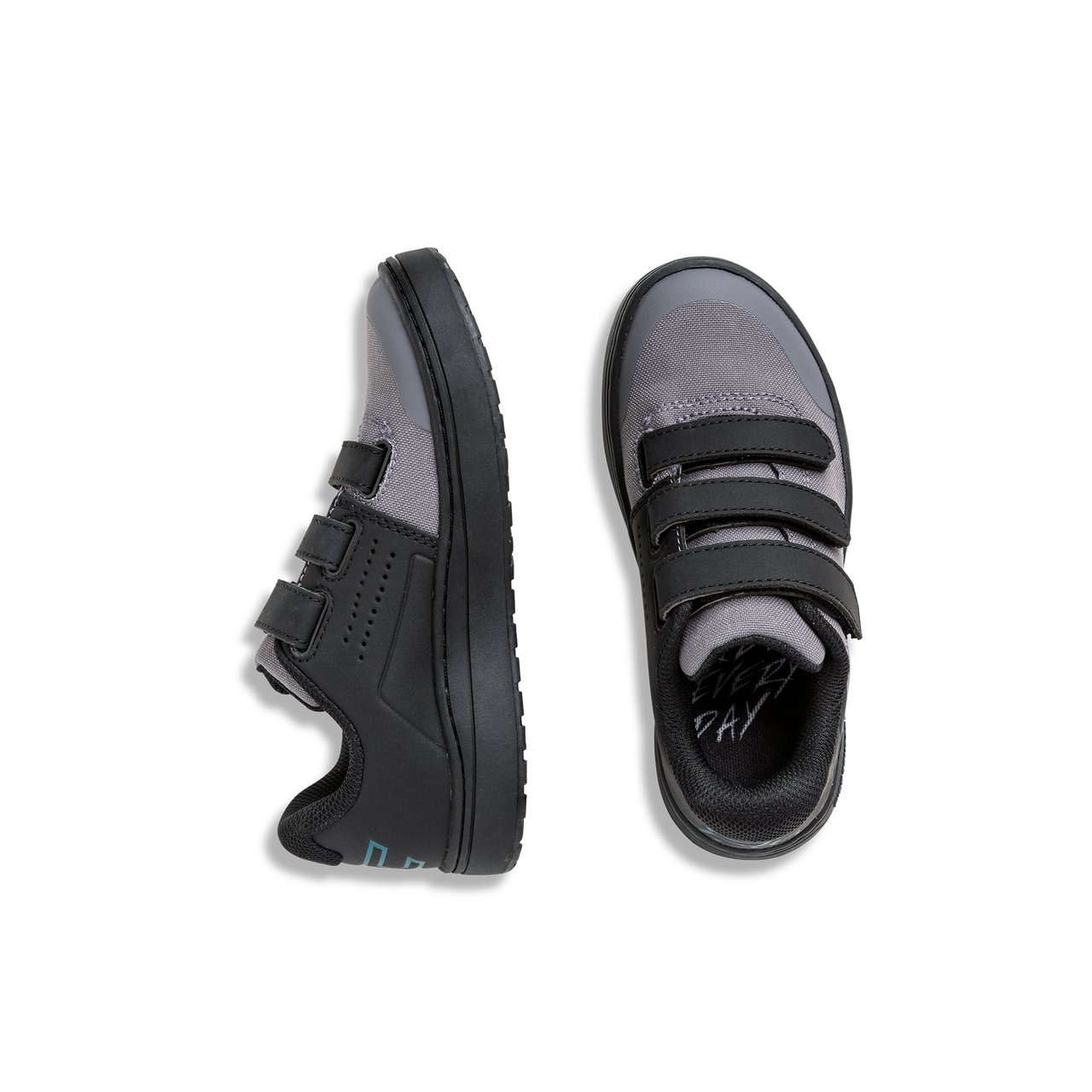 Kids Livewire - Kids-Livewi01-5-Shoes-Nov07.png