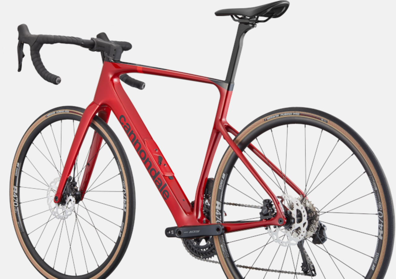 2025 | Synapse Carbon 4 - 700-U-Synapse-Crb-401-4-Endurance-Road-May06.png