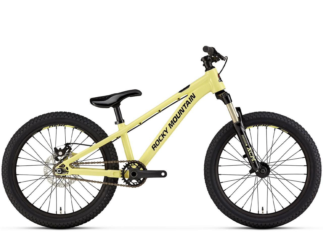 2025 | Flow Jr 20 - 2024-Flow-Jr-20-YellowBlack-OS-V1-Dirt-Jump-Kids-Bikes-Jan13.jpeg