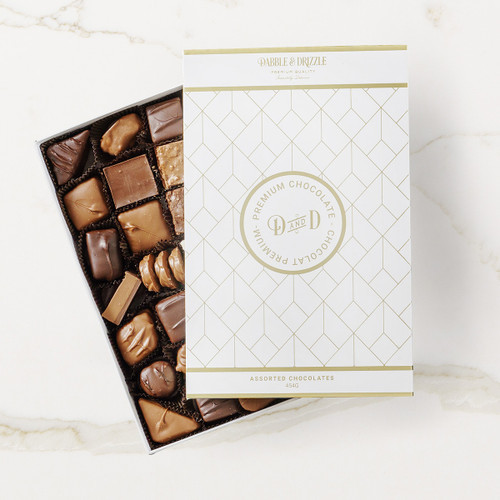 Heavenly Bites M Gift Basket (G77622)