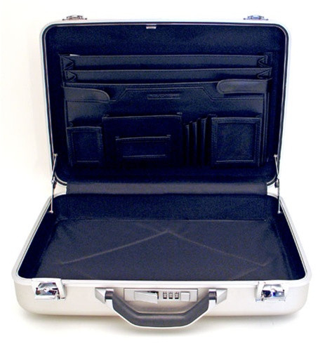 06488 ALUMINUM ATTACHE CASE