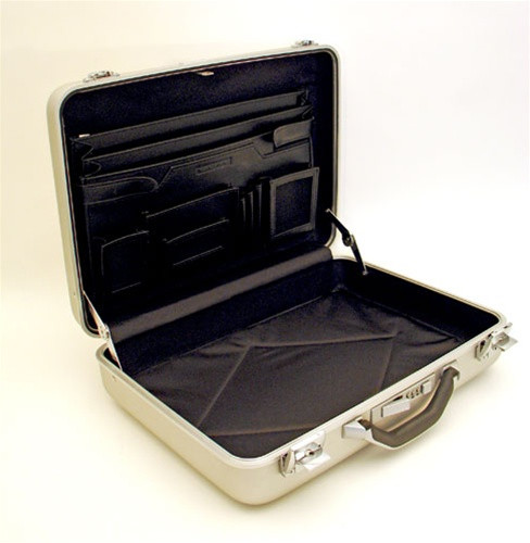 06488 ALUMINUM ATTACHE CASE