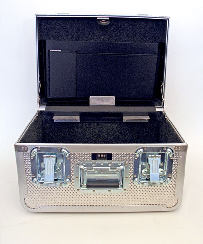 757TH-CB GUARDSMAN ATA TOOL CASE WITH WHEELS AND TELESCOPING HANDLE