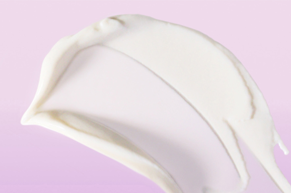 Enlarged texture swipe of the Olay Super Cream Moisturizer with SPF