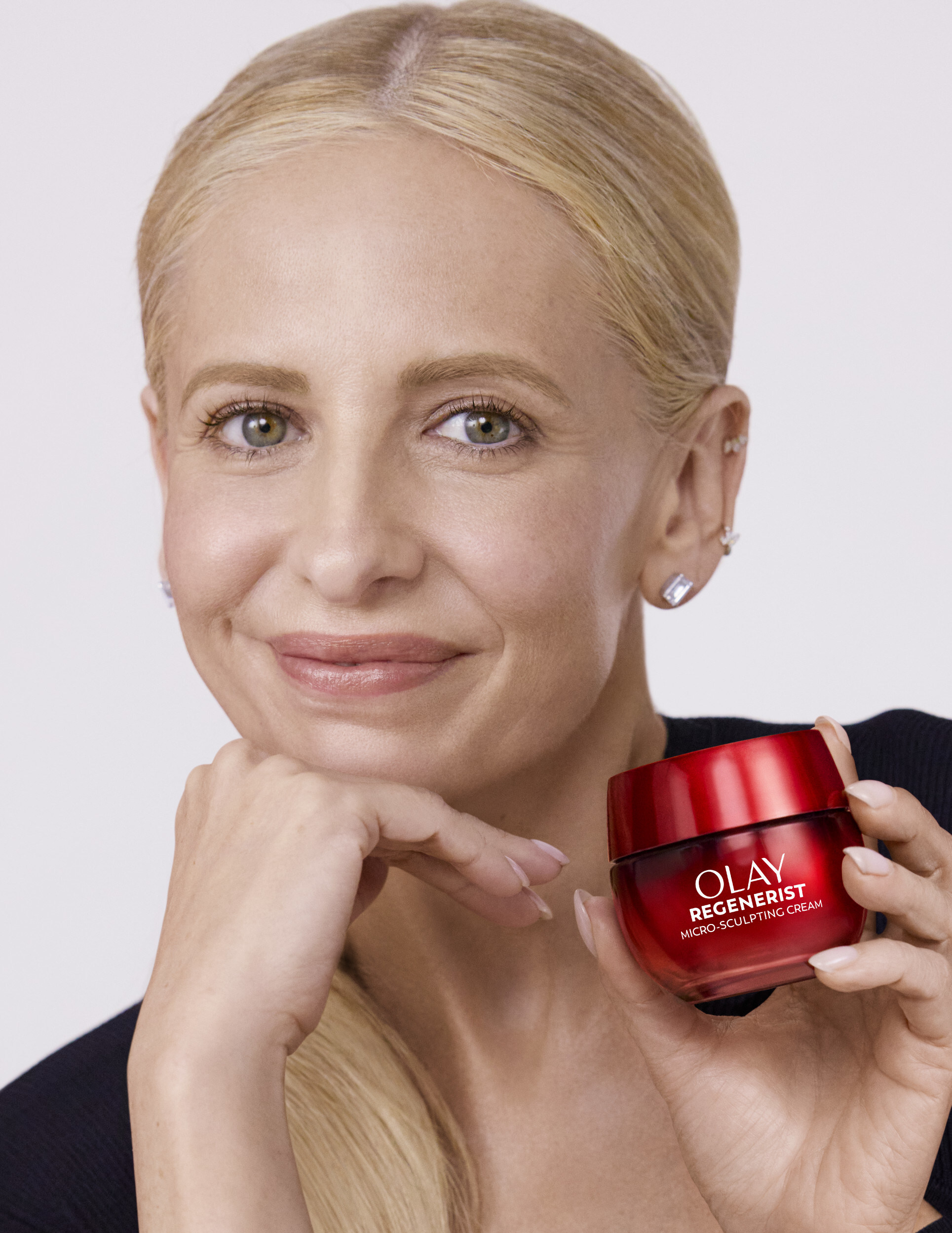 Sarah Michelle Gellar Partners with Olay to Introduce New Micro-Sculpting Cream