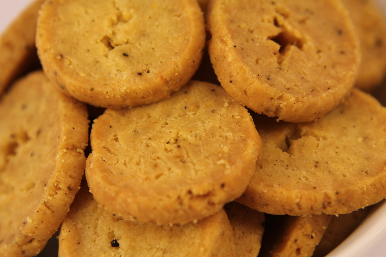 Gluten Free Parmesan Black Pepper Biscuits Alot Of Good Stuff