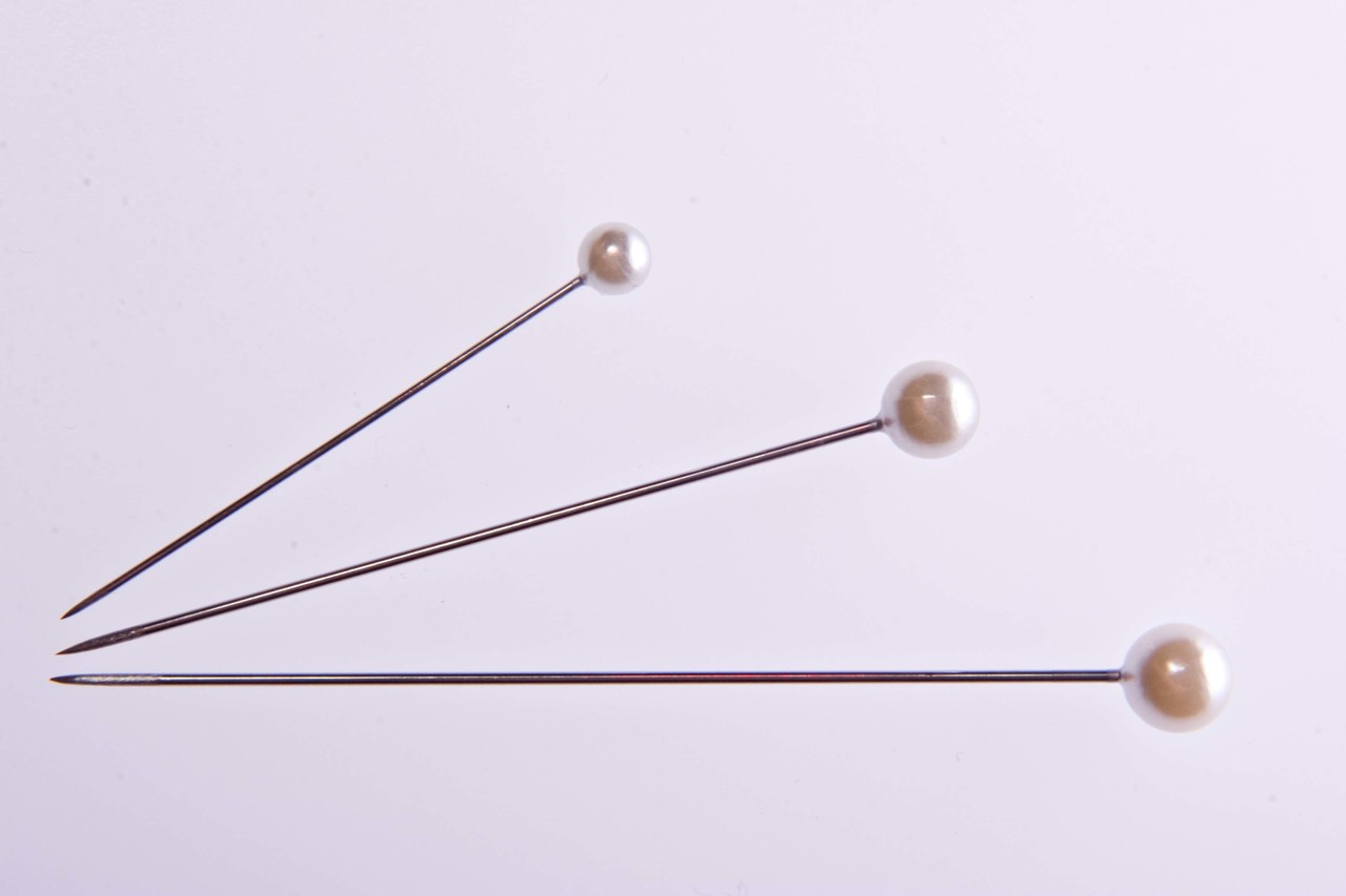 2.5" Corsage Pins-White (gross)  *more sizes