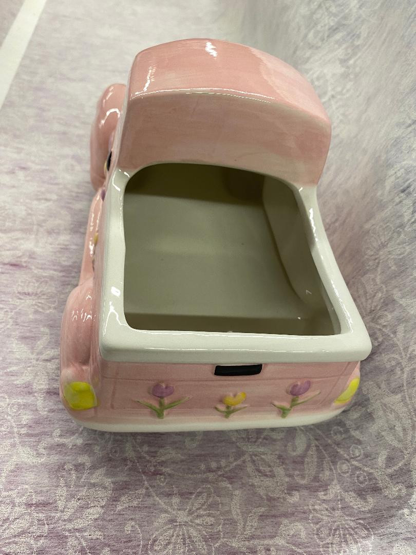 Pink Truck container