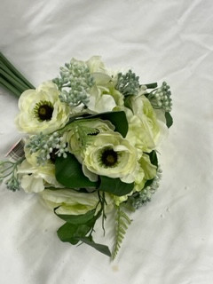 ranunculus/peony/hydrangea bouquet (cream/green)