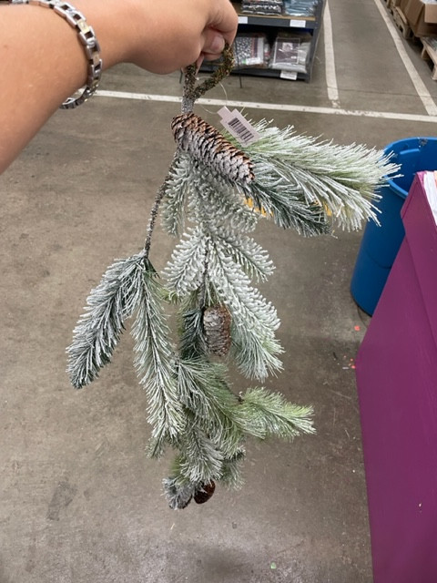 cascade frosted pine mix 19"x53" 