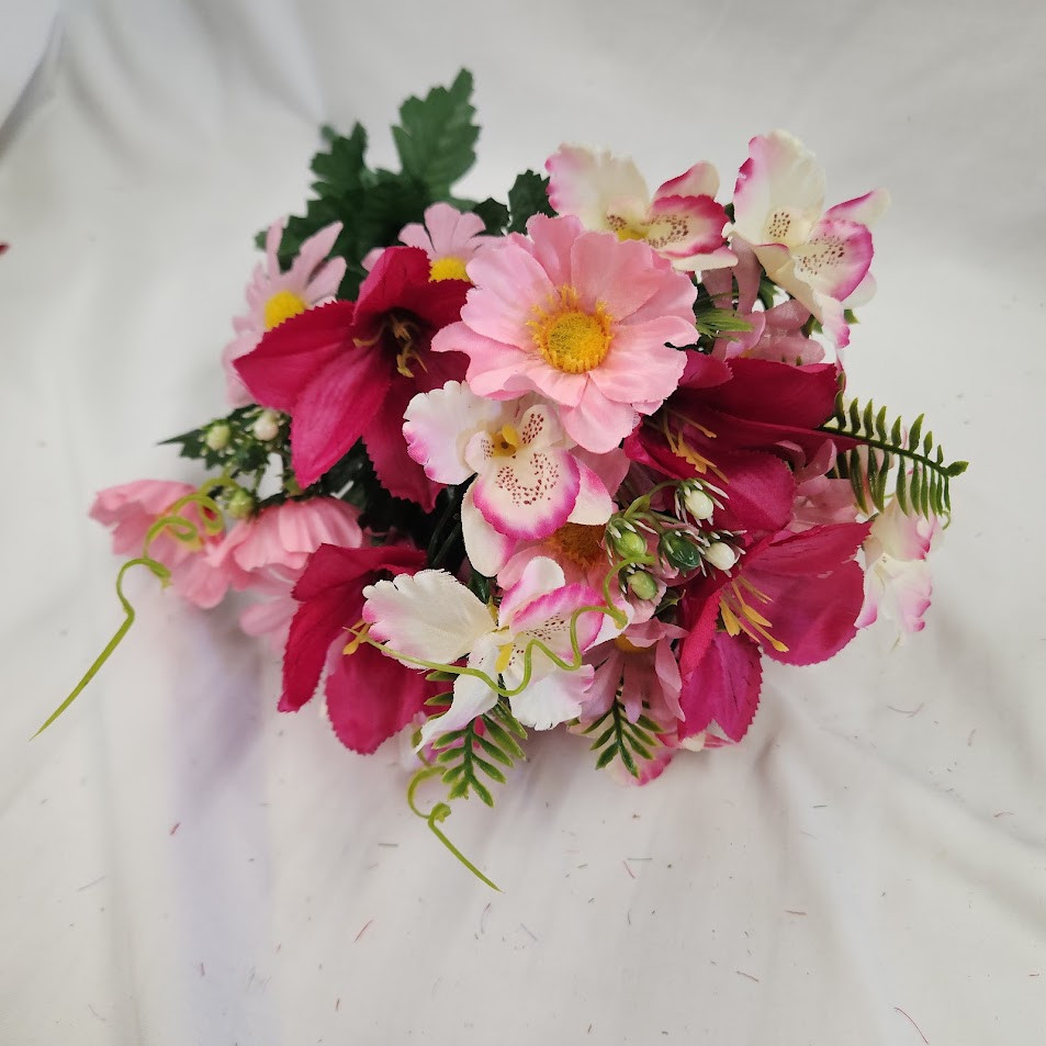 Alstromeria/Orchid/Cosmos Bush