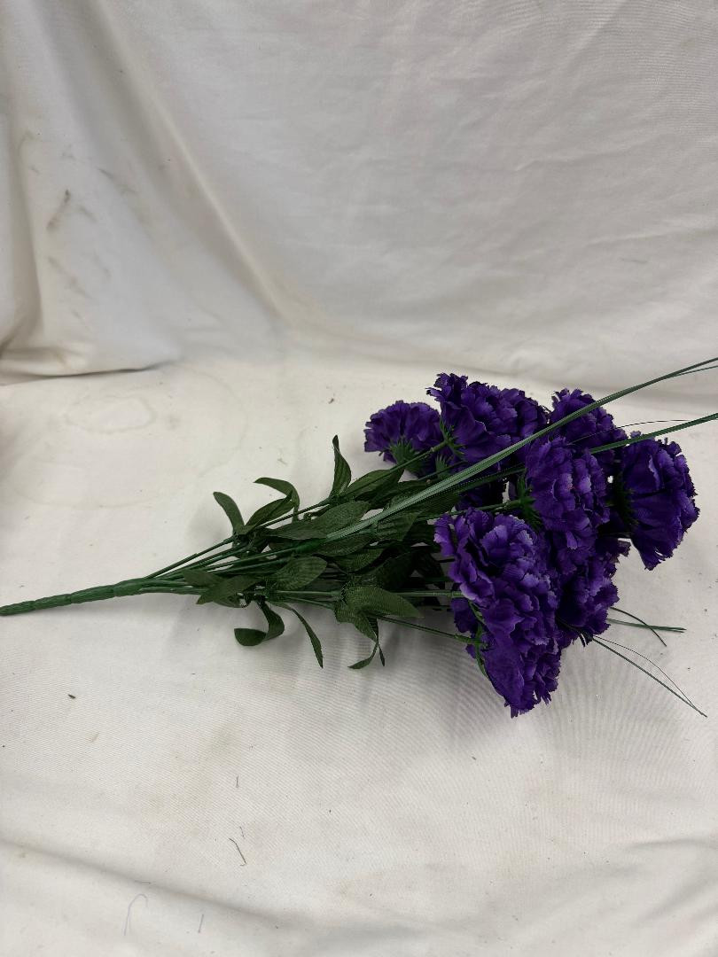 Purple Carnation bush 14 stems per bush.