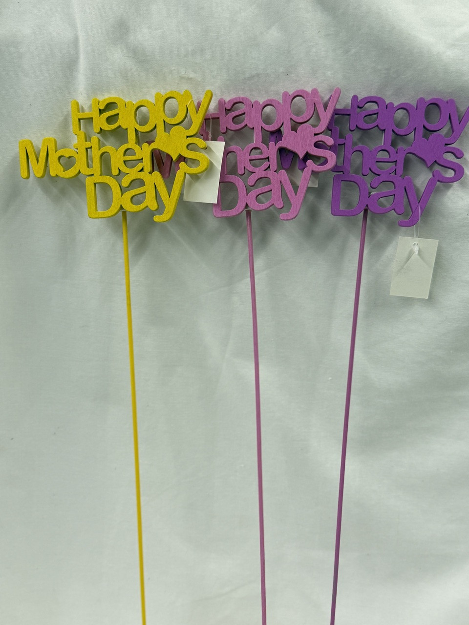 Wooden HAPPY Mother's Day pick x 12.