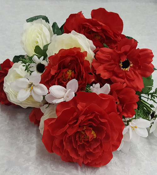 Peony/ Ranunculus/ Cosmos Bush