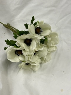 anemone bundle x7 (cream/white)