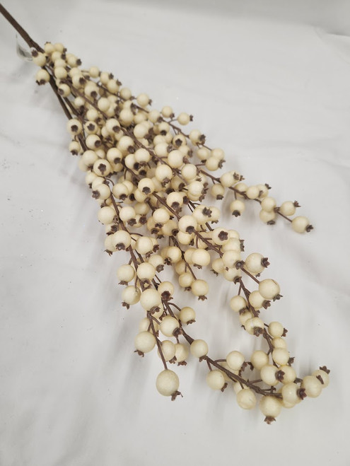 Creme/White Berry Spike