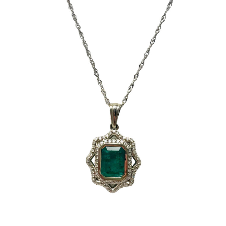 14K white gold halo emerald pendant with 18 in Singapore chain.  SKU: 569345.  Available at DiamondBayJewelers.com