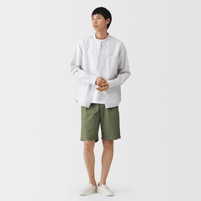 Khaki-Grün