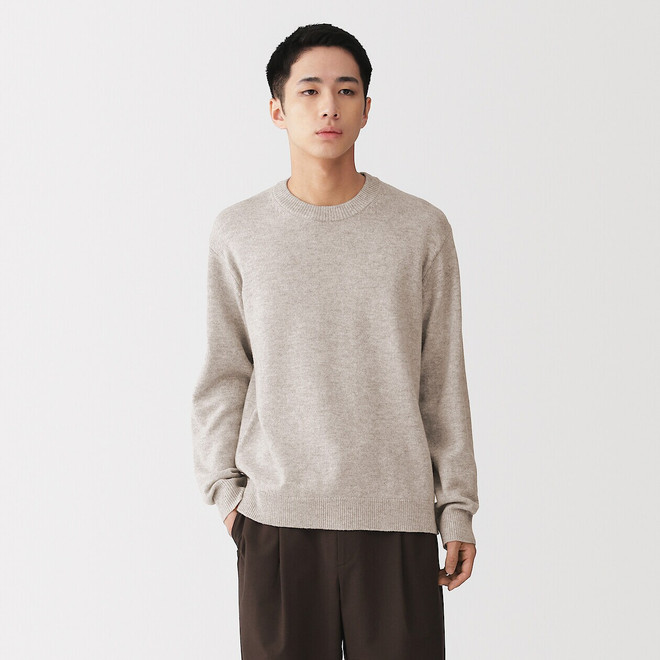 Hellbeige