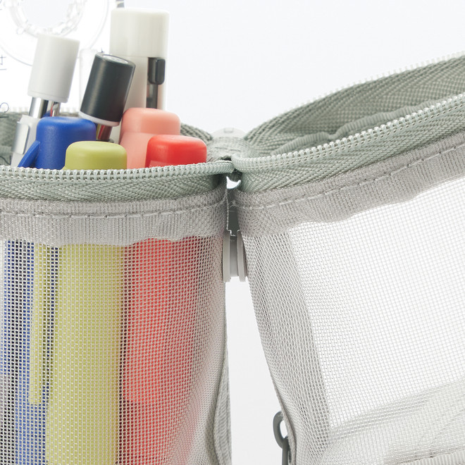 Federmappe aus Nylon‐Gitterstoff, Grau