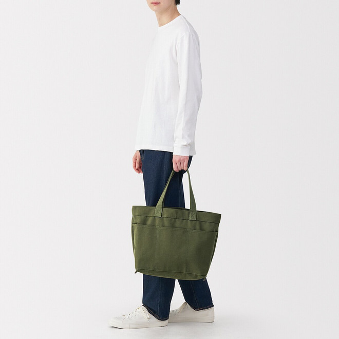Khaki-Grün