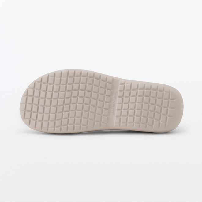 Sandfarben