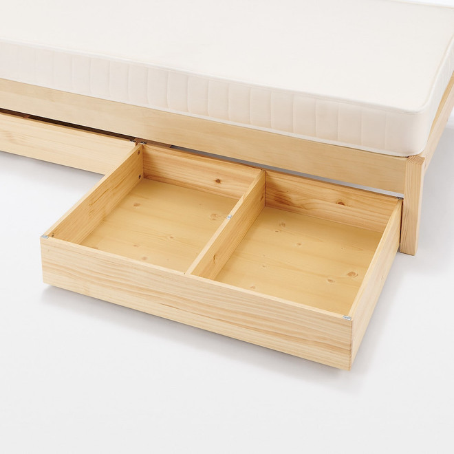 Super King bed aus Kiefernholz