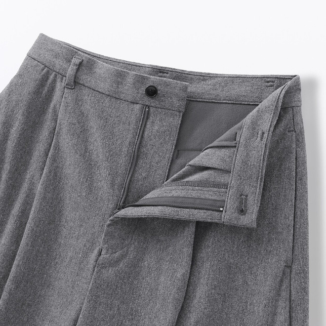 Damen‐Plissee‐Culottes aus gebürstetem Stretchstoff