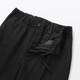 Herrenhose aus Polyester‐Twill mit weitem Bein und bequemen Schnitt Herrenhose aus Polyester‐Twill mit weitem Bein und bequemen Schnitt