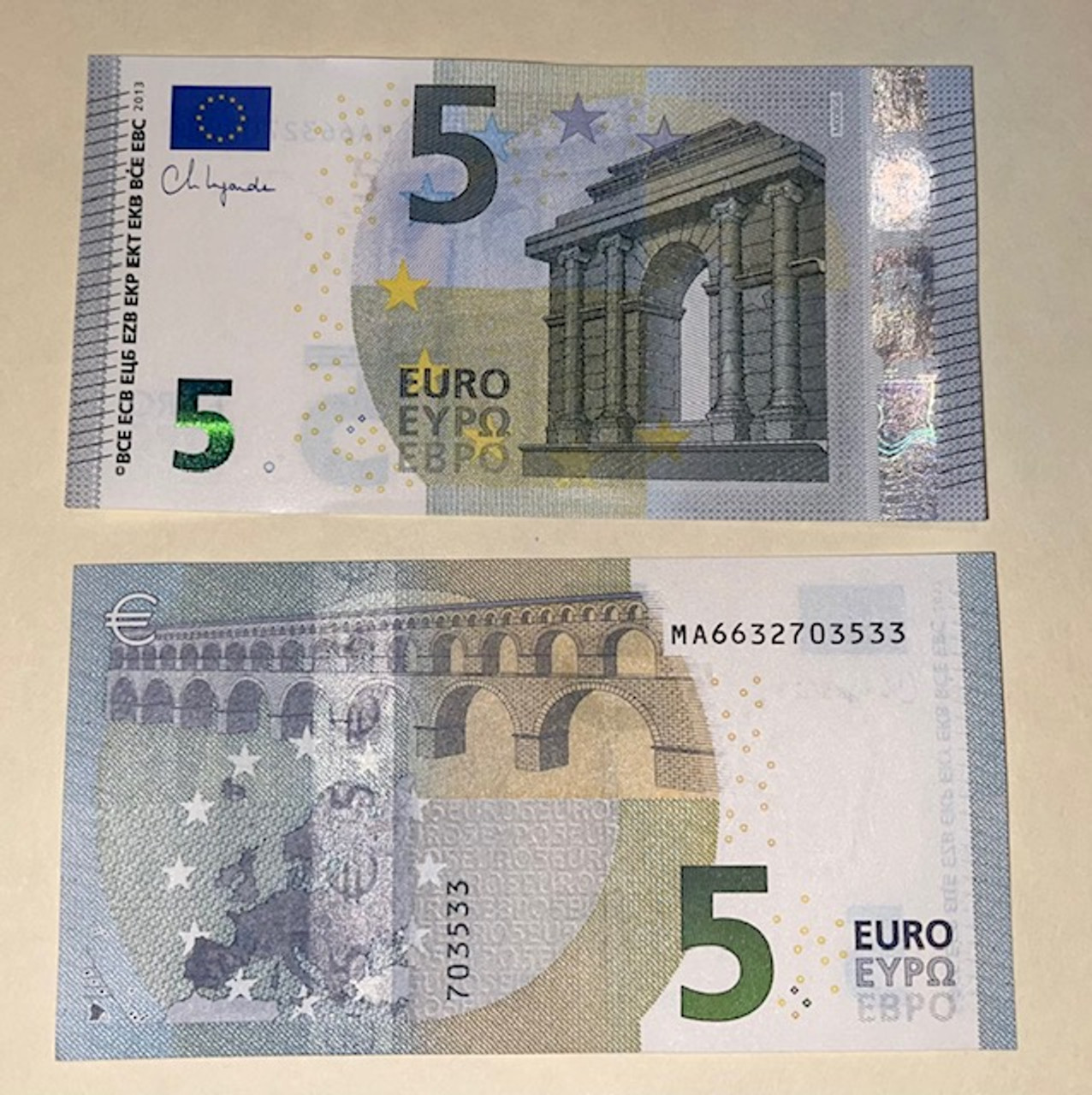 New 5 Euro Note