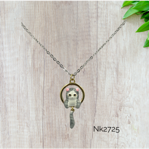 Necklace-Grey Cat in gold circle tail move around silver chain