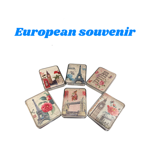 Compact mirror - Europe landmarks, with magnification, box of 12