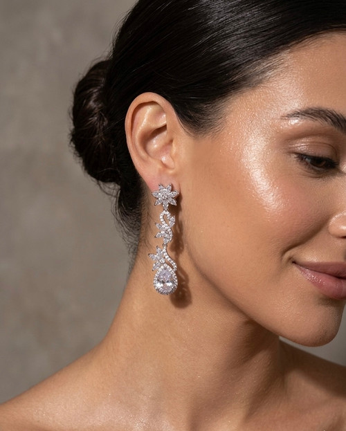 Cubic zirconia earring sparking