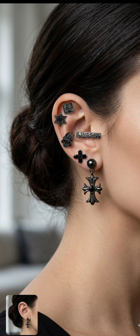 Earring Stud skull 3 pairs 8810