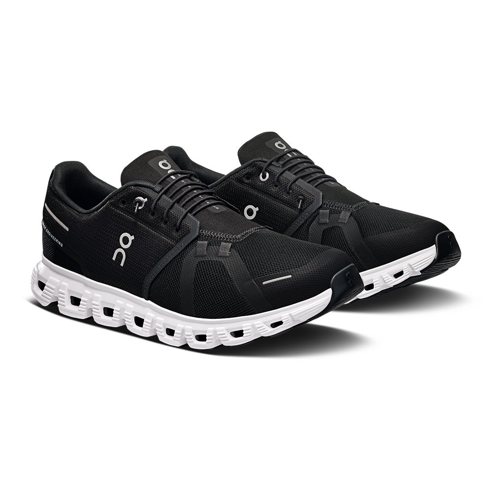 On Cloud 6 Running Wide Shoe (Men's) - Black/White