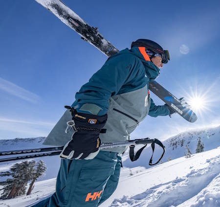 Try Peter Glenn’s Men's Ski Gloves to Find Your Pair