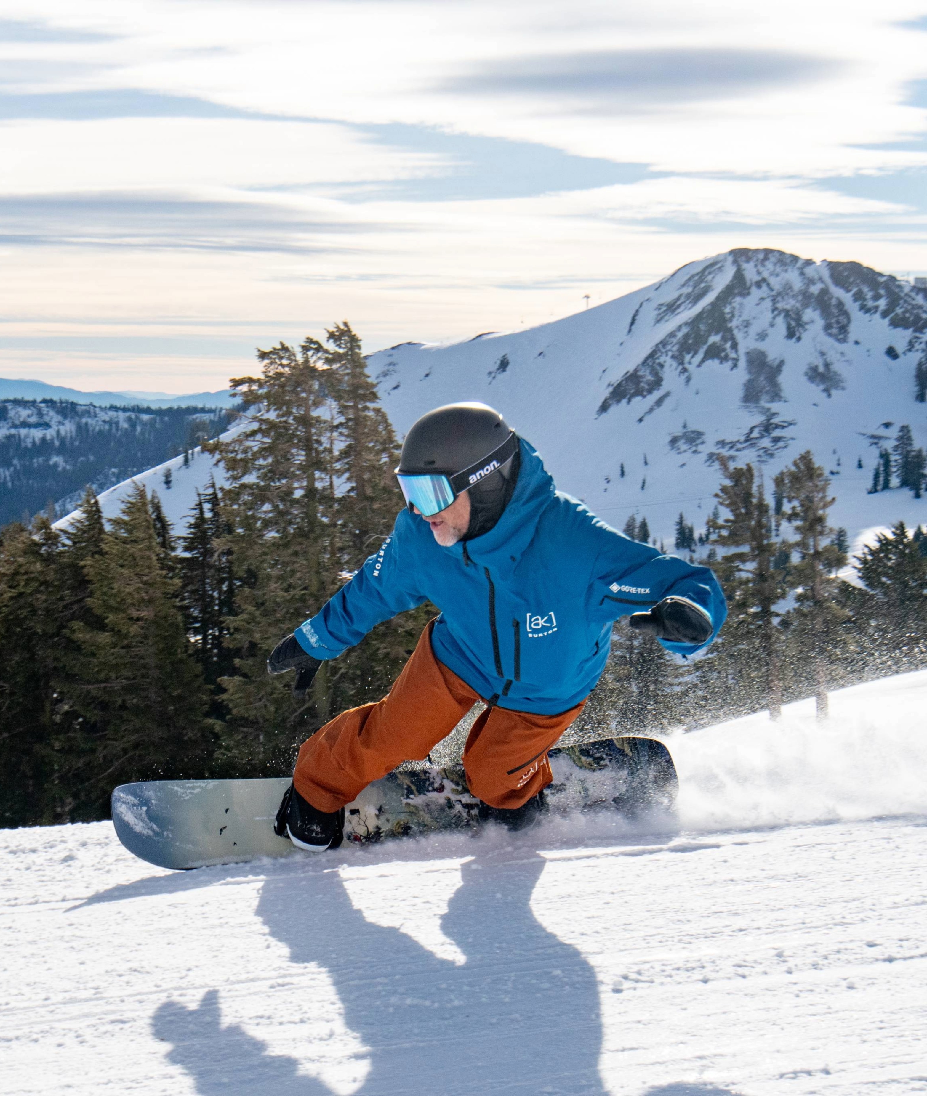 man snowboarding on mountain