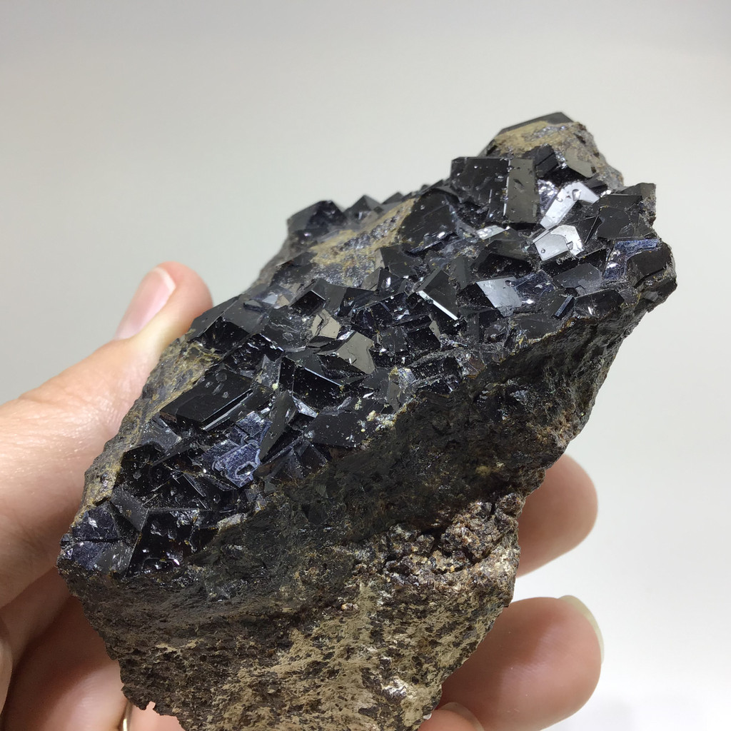 Titanium Andradite Menalite 71mm 391g 1905-237 Black Garnet Crystal Specimen