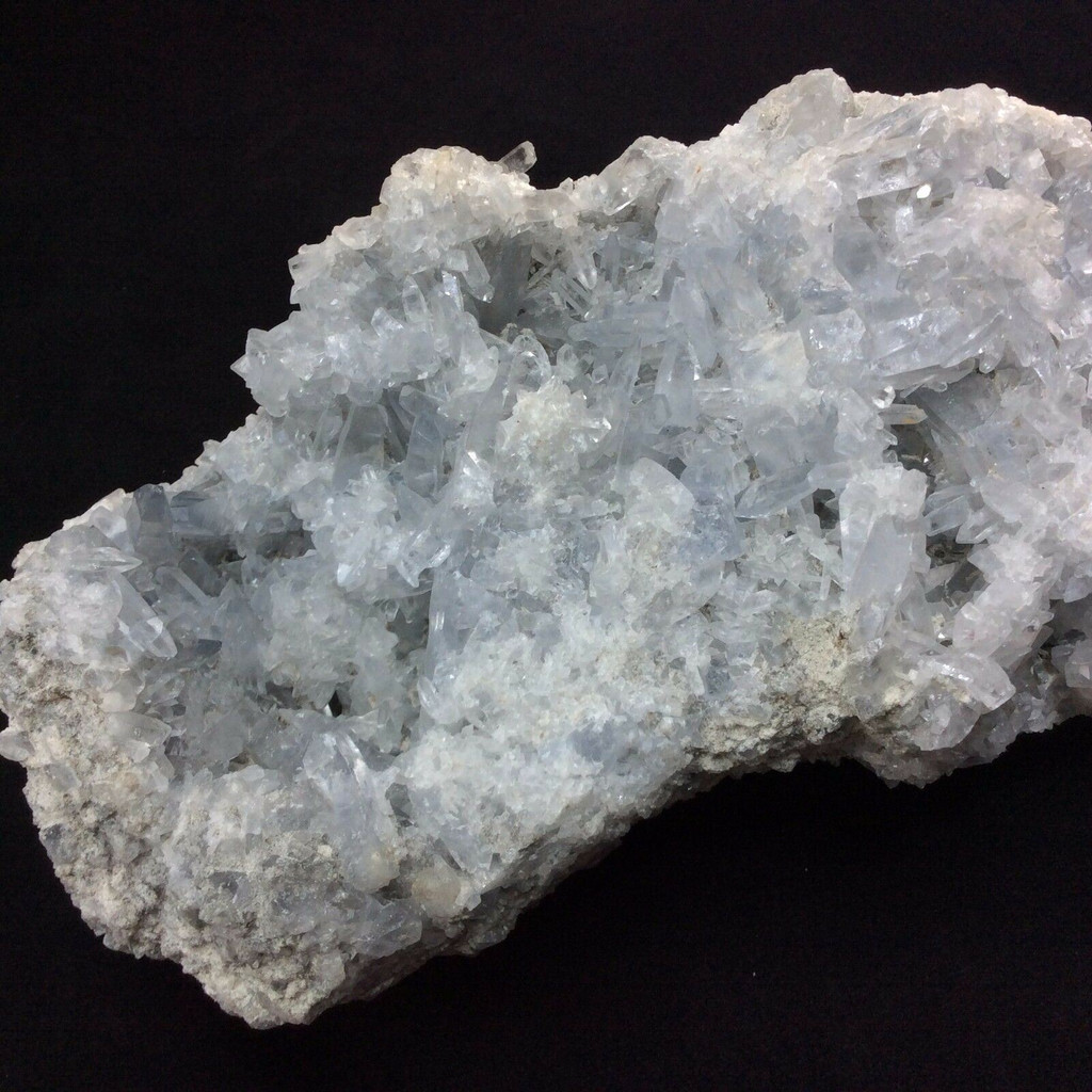 MeldedMind Large Celestite Specimen 2 lbs. 4.5 oz Natural Blue Crystal 170425