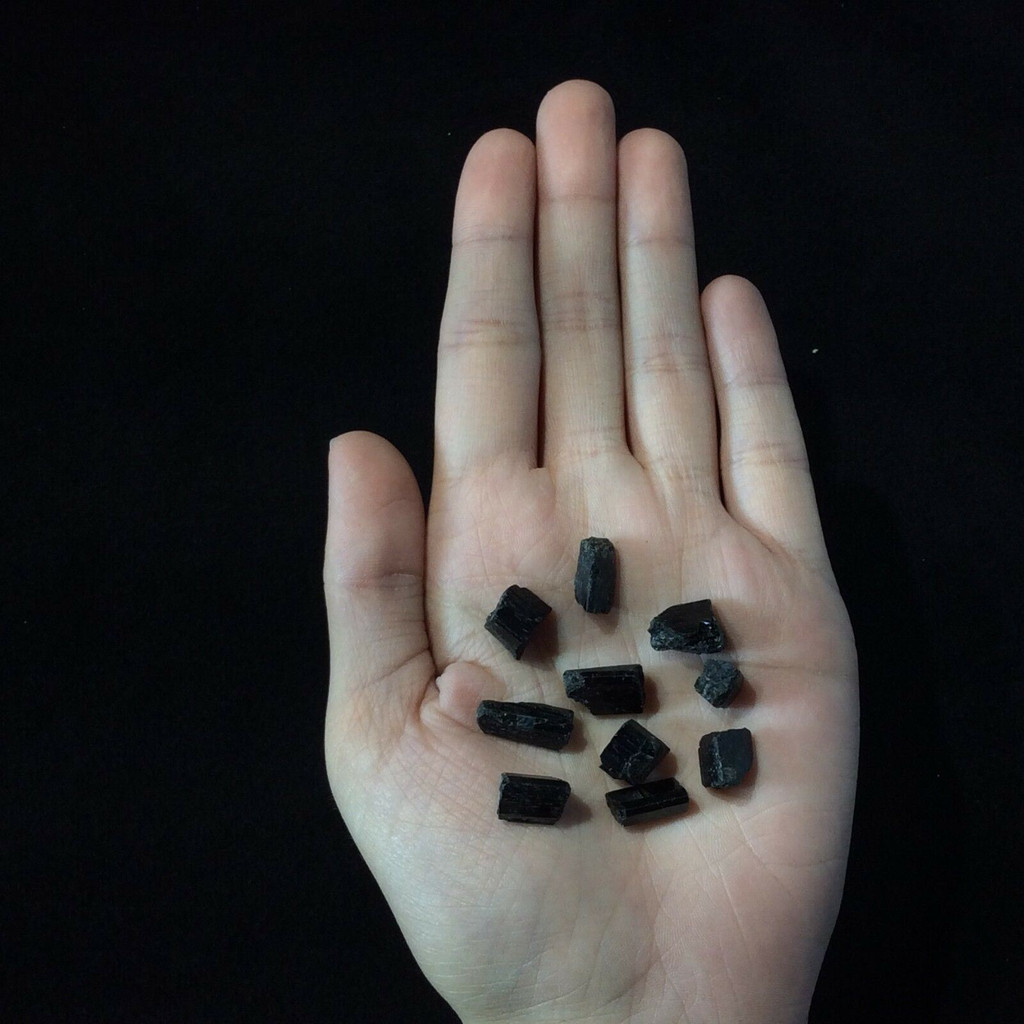 Bag of Ten (10) Black Tourmaline Chips 180112 Stone of the Healer Metaphysical