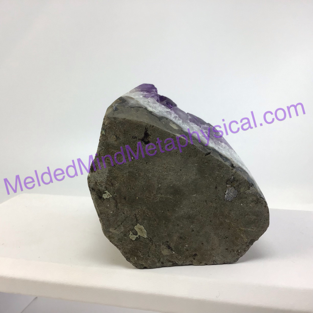 MeldedMind Natural Polished Grade A Cut Based Amethyst Geode 2.86in Décor 719