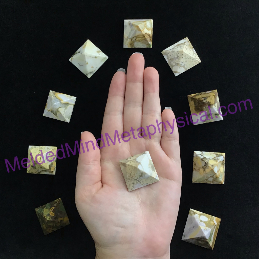 MeldedMind One (1) Agate Pyramid ≈1.08in Natural Neutral Crystal Shape 464