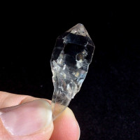 MeldedMind Clear Quartz Sceptre Specimen 32mm Natural White Crystal 180203