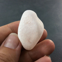 MeldedMind Rose Quartz Window Stone 1.25in Natural Pink Crystal Brazil 170572