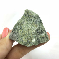 Green Chrome Diopside Specimen 180648 80g Positive Acceptance Crystal Rough