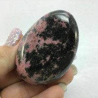 Rhodonite Smooth Palm Stone 180605 60mm Manganese Pink Black Metaphysical