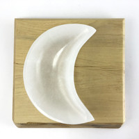 MeldedMind One (1) Satin Spar Selenite Half-Moon Bowl 4.75in White Crystal 083