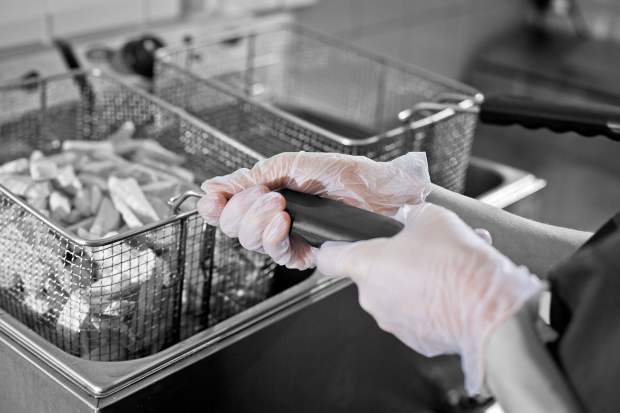 Disposable Vinyl Gloves Guide - IPA Supplies